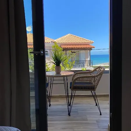 Roula Kotsonis Superior Hotel apartamentowy